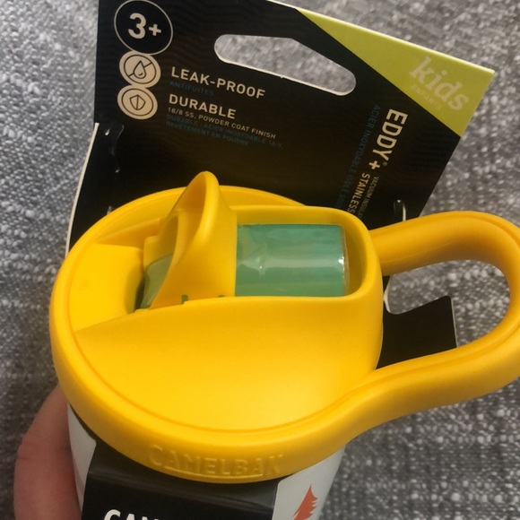NWT camelback 12 ounce kids thermos. - Picture 4 of 4